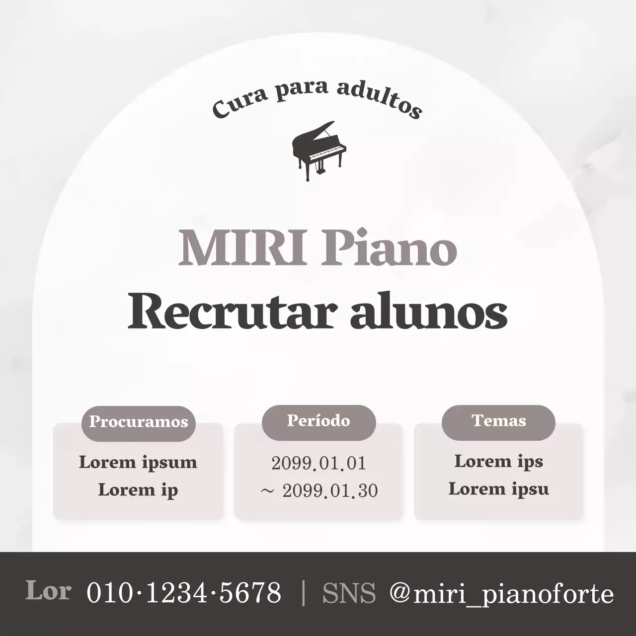 Uma simples escola de piano em castanho com um simples estúdio de piano