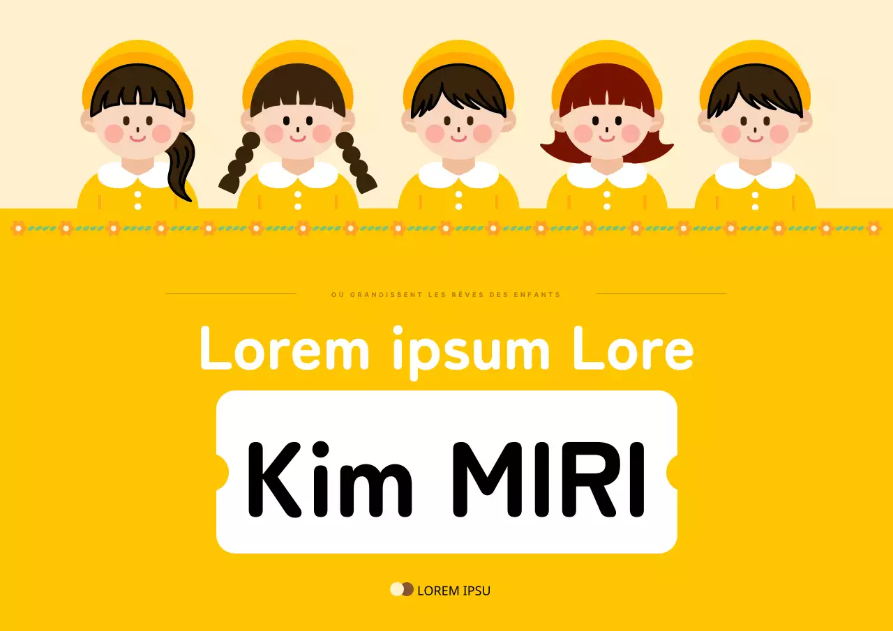 Mignon porte-nom jaune et blanc pour enfants d'âge préscolaire