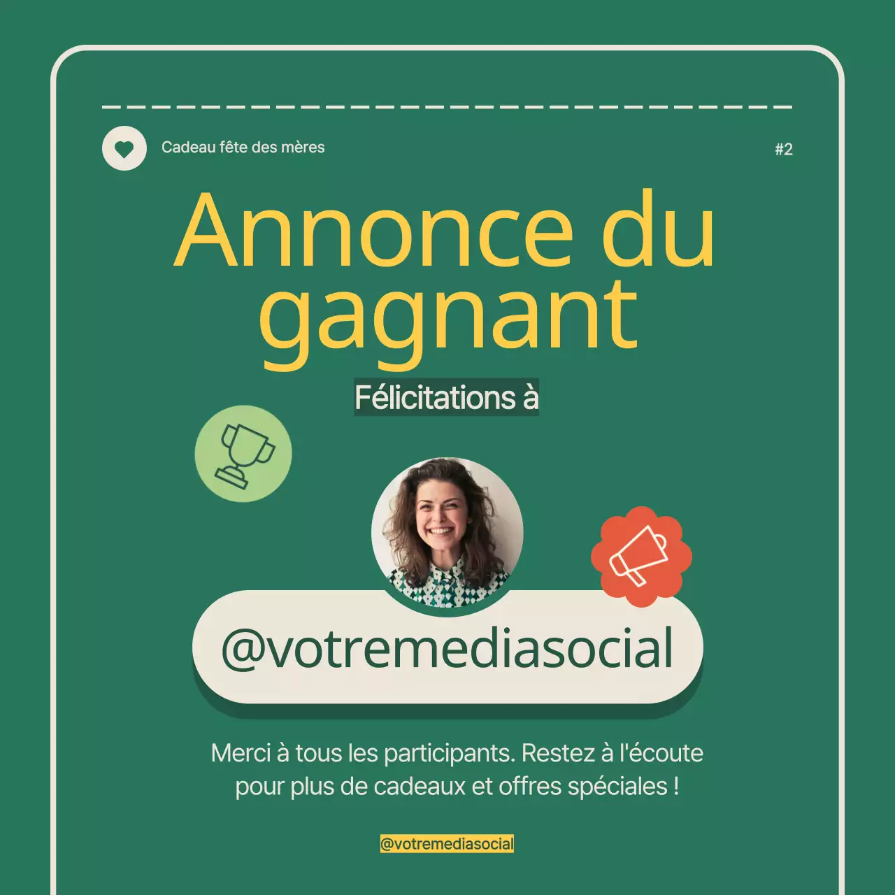 Vert Beige Simple Moderne Fête des mères Giveaway Announcement Instagram Carousel