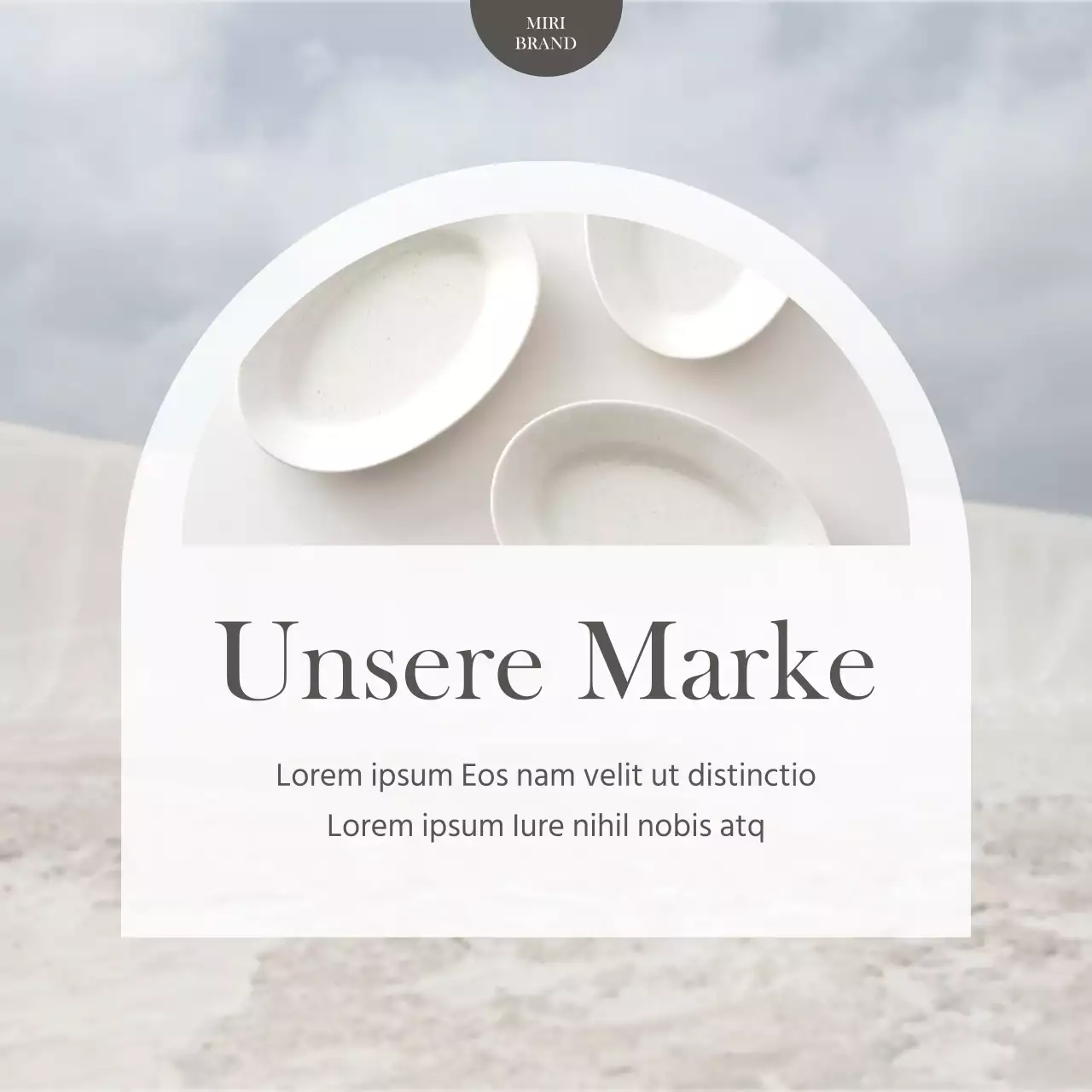 Marke eine einfache Schale in Elfenbein