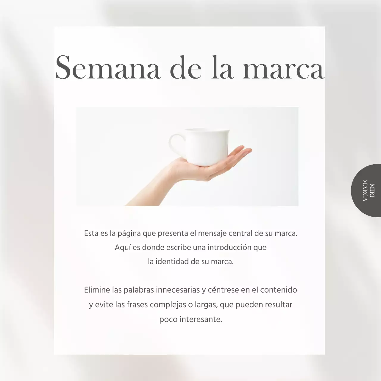 Marca un cuenco sencillo en marfil