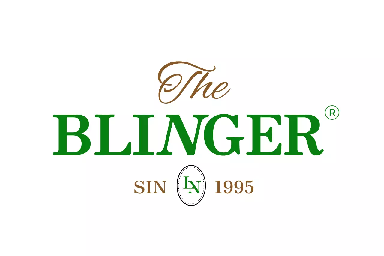 고급스러운 알파벳 로고와 필기체 꾸밈요소가 있는 빈티지 로고