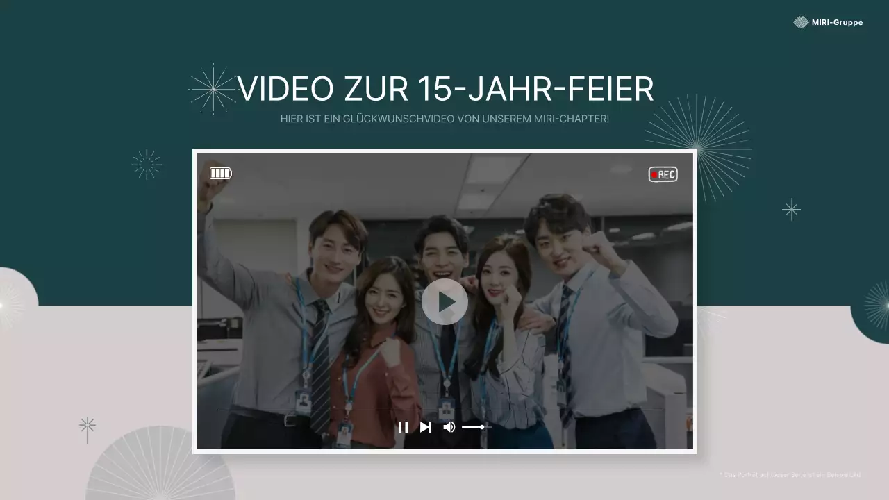 Eine einfache Präsentation zum Jahrestag in Grün und Beige