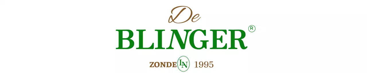 Vintage logo met stijlvol alfabet en cursieve versieringen