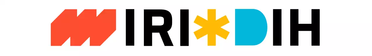 다양한색과 검정색의 단순한 도형과 알파벳이 섞여있는 로고