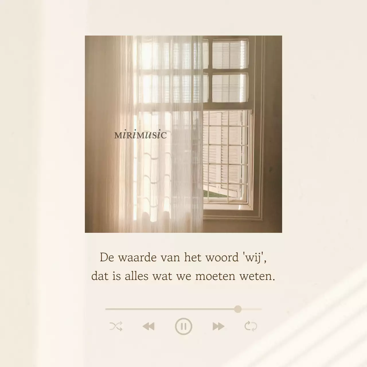 Een eenvoudige sentimentele post in beige en ivoor