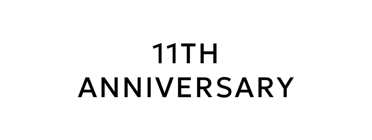 월계수 로고가 있는 심플한 컨셉의 대학교 기념품