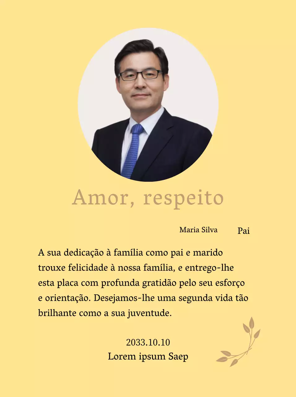 Uma nota de agradecimento estática e elegante para o Dia da Mãe com pétalas douradas e uma fotografia