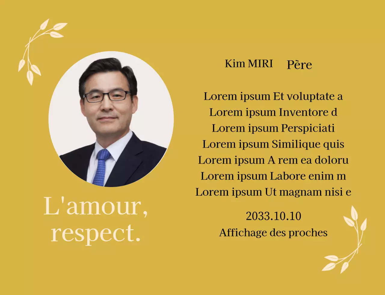 Un mot de remerciement statique et élégant pour la fête des mères avec des pétales dorés et une photo