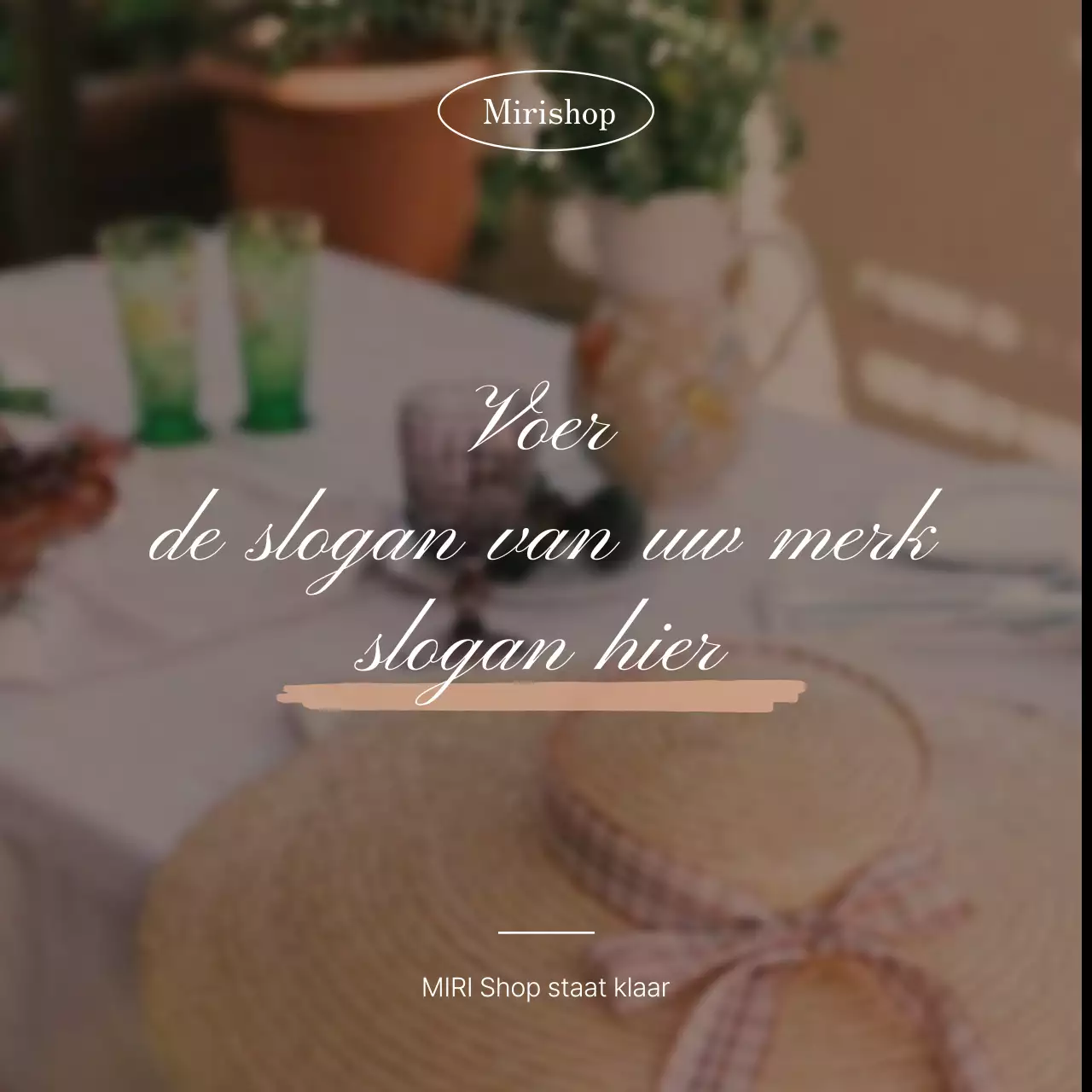 Promoot een trendy feed voor sociale-mediamarketing in roze en ivoorkleurig