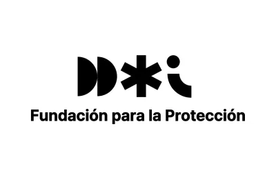 Logotipos institucionales geométricos con formas variadas