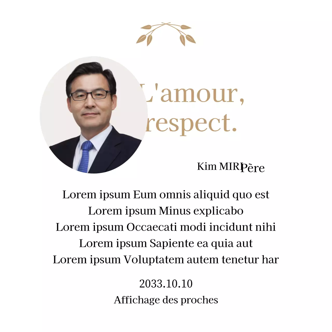 Un mot de remerciement statique et élégant pour la fête des mères avec des pétales dorés et une photo