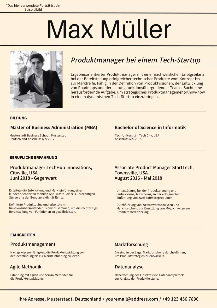 Braun und Schwarz Einfaches Produktmanager-Portfolio