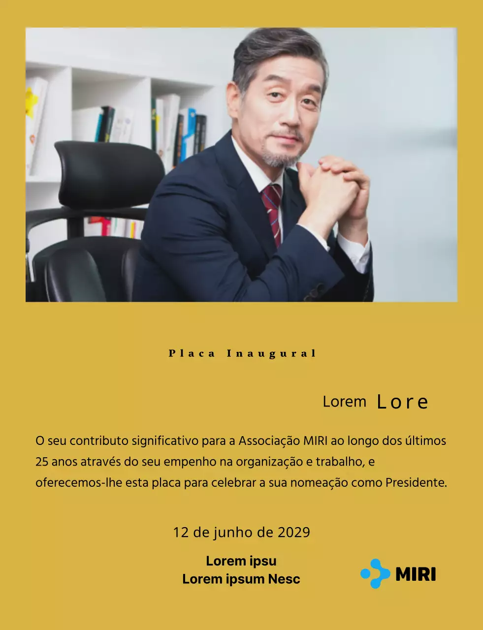 Uma placa inaugural de aspeto simples com o logótipo da sua empresa