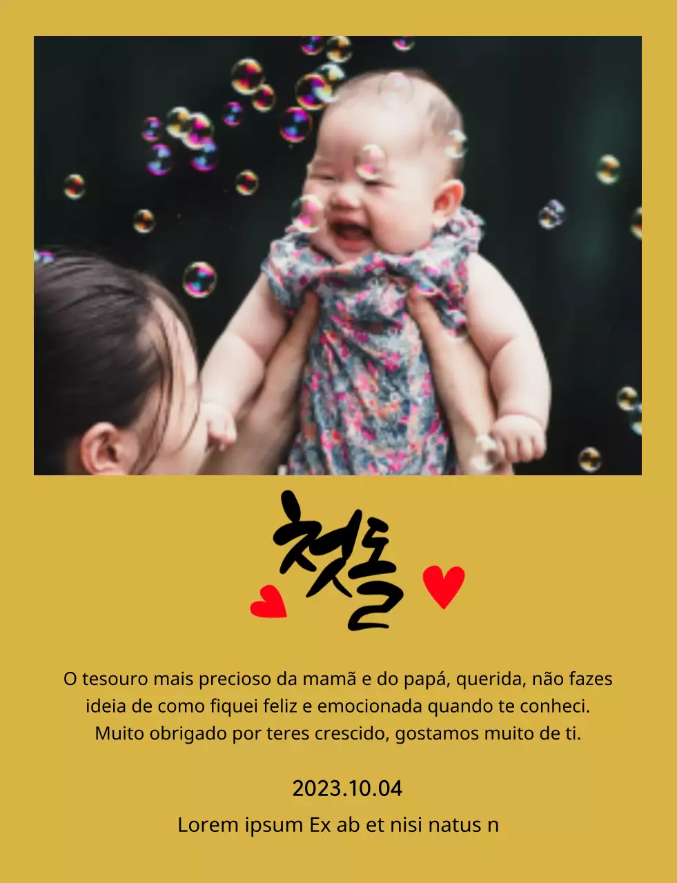 Placa gira para o primeiro aniversário com foto de coração e caligrafia
