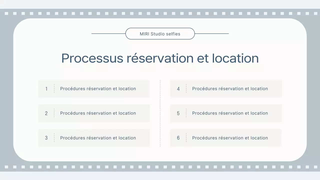 Un studio de selfie simple en gris et bleu clair