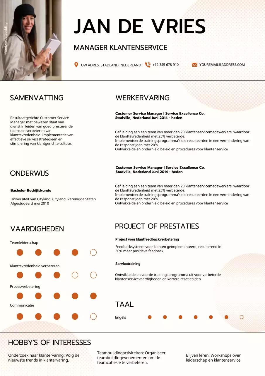 Bruine en witte eenvoudige klantenservice portfolio