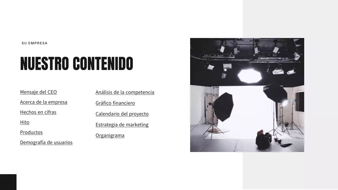 Estrategia empresarial minimalista en blanco y negro