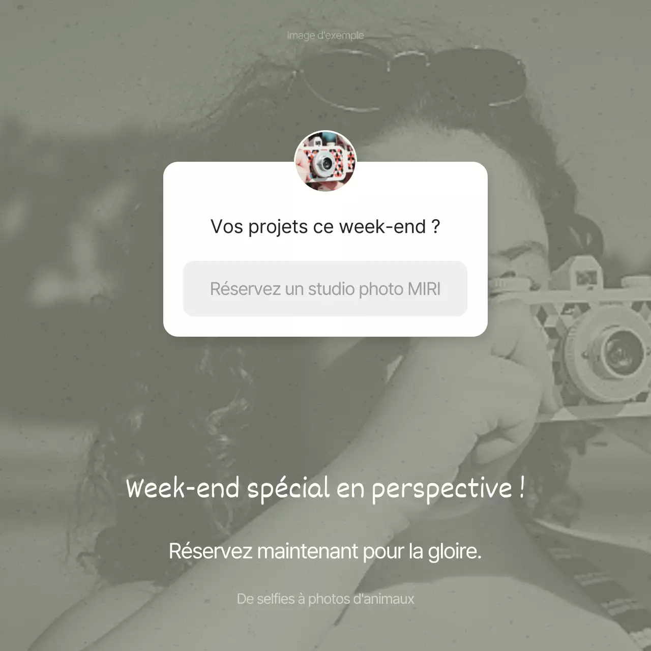 Promouvoir les réservations dans un studio minimaliste en kaki et blanc