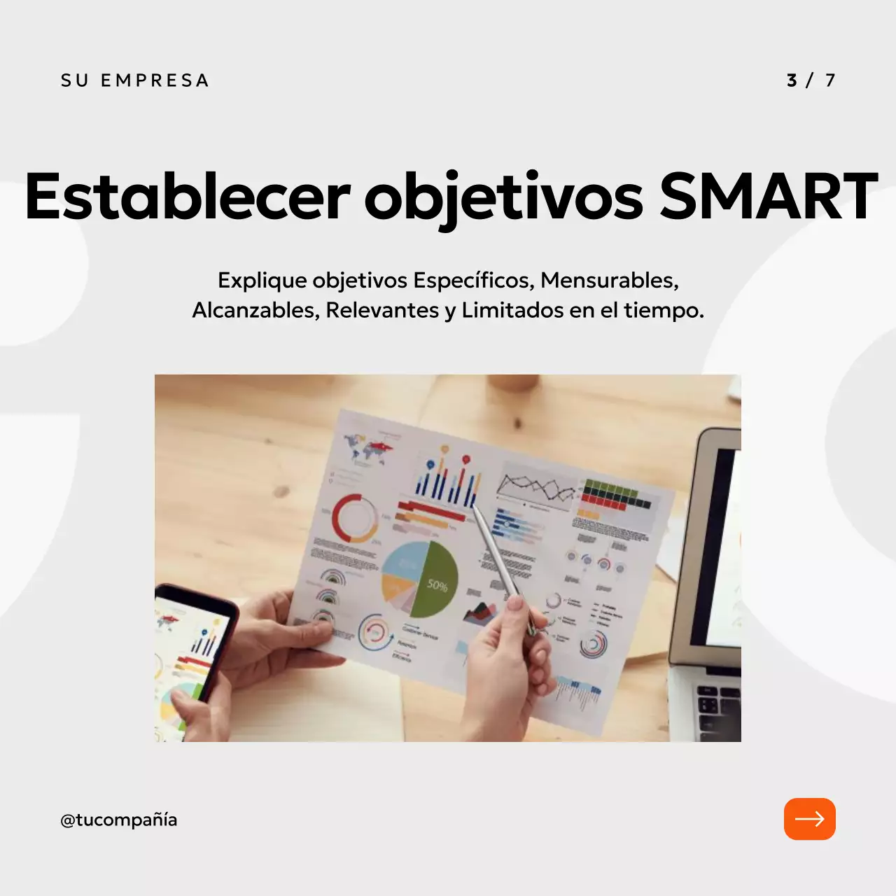 Negro Naranja y Morado Estrategia simple de planificación empresarial