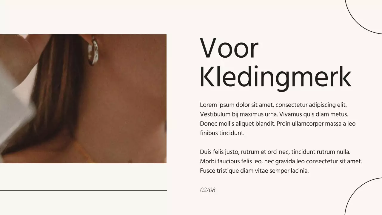 Beige Elegante Marketingstrategie Campagne