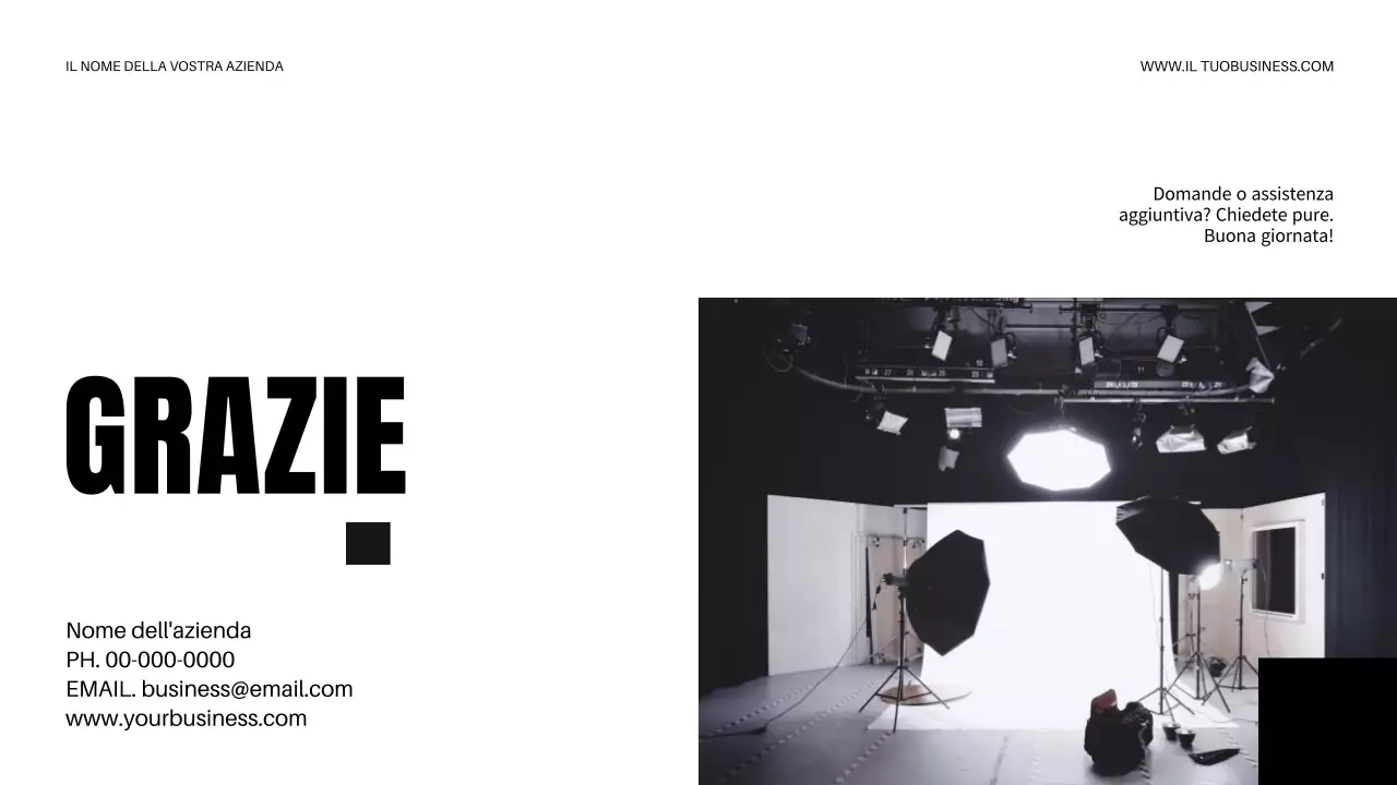 Strategia aziendale minimale in bianco e nero