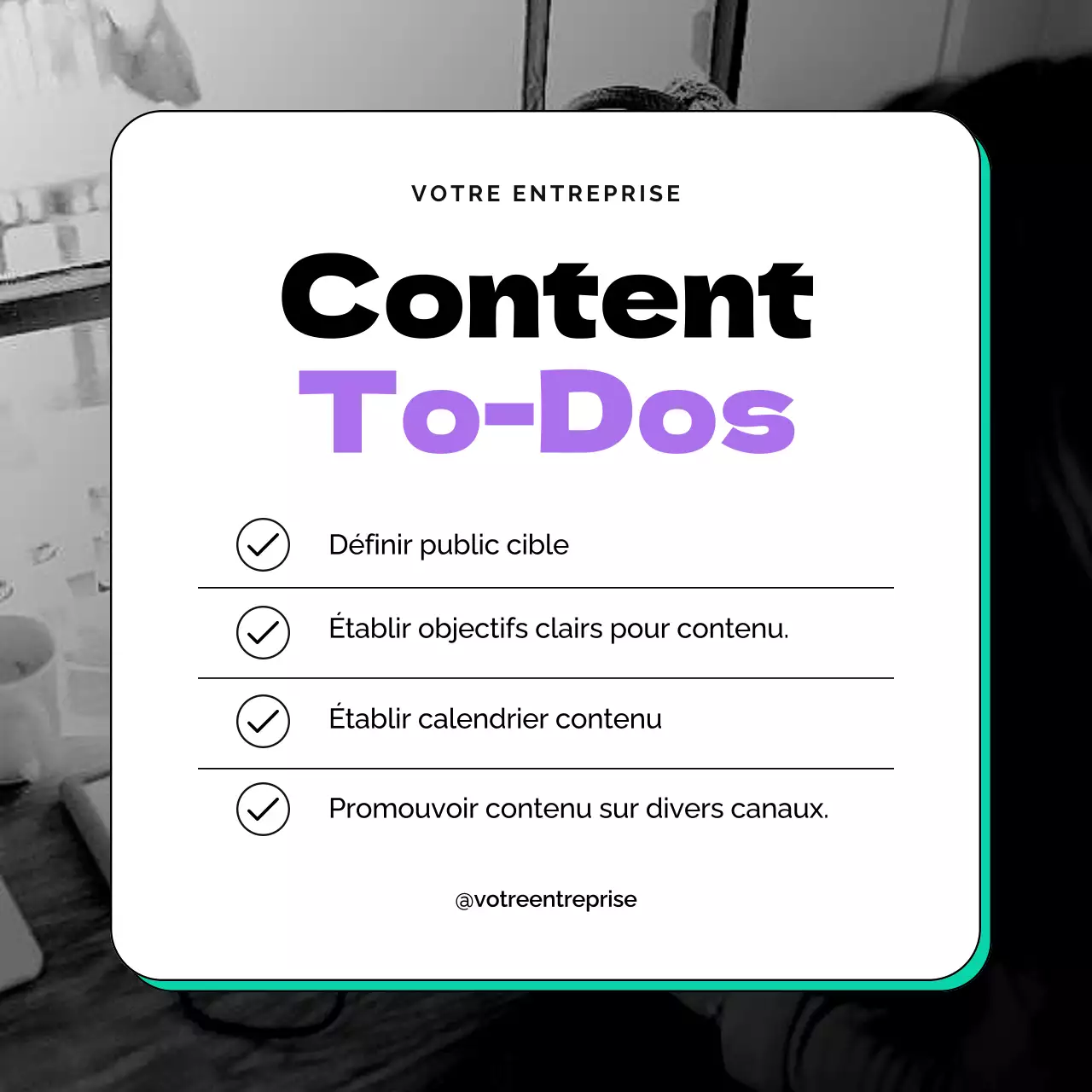 Publicité pour le marketing de contenu moderne, noir et violet