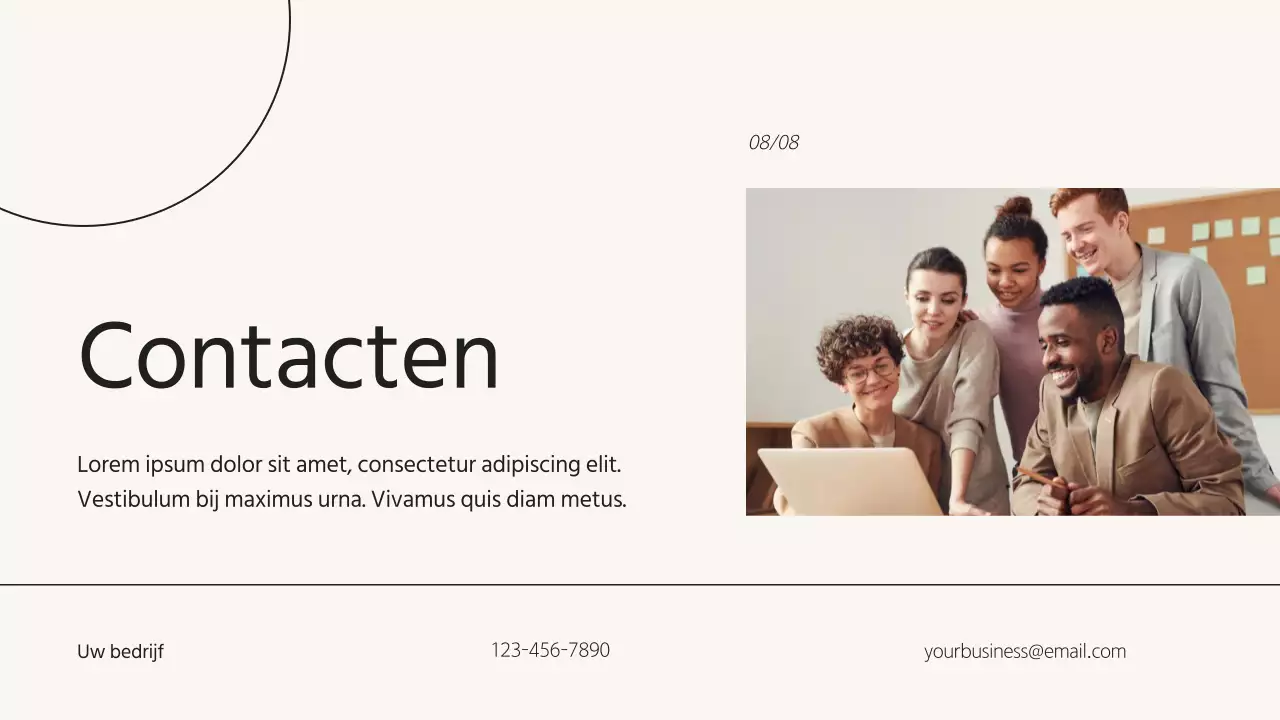 Beige Elegante Marketingstrategie Campagne