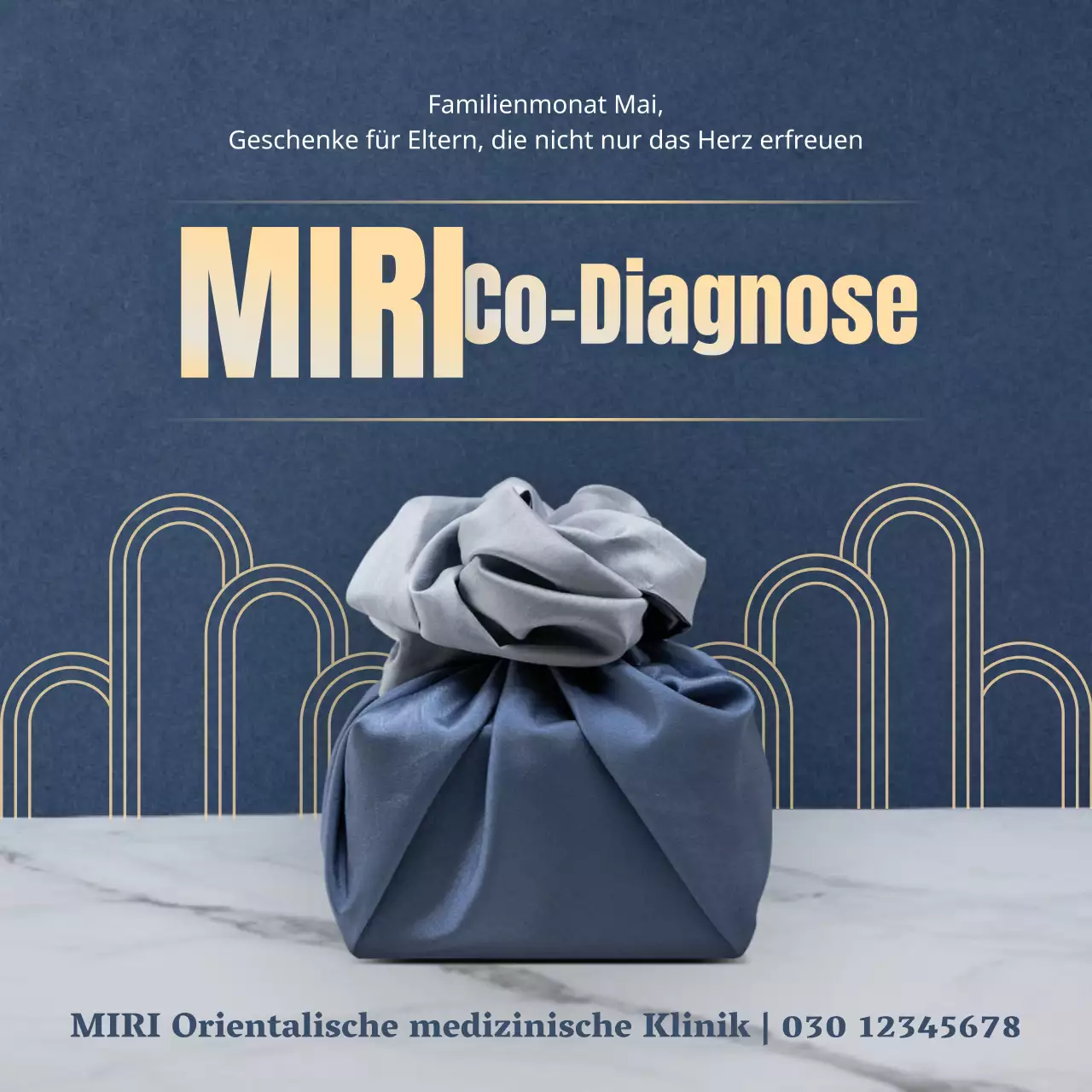 Traditionelle Anzeige für pflanzliche Arzneimittel zum Muttertag in Marineblau und Gold