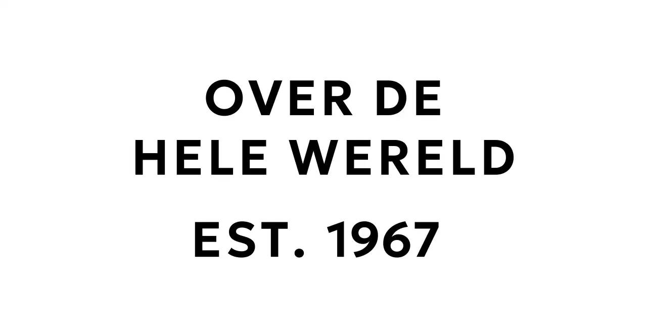 Cool en eenvoudig reisbureau met vliegtuig- en wolkenillustraties