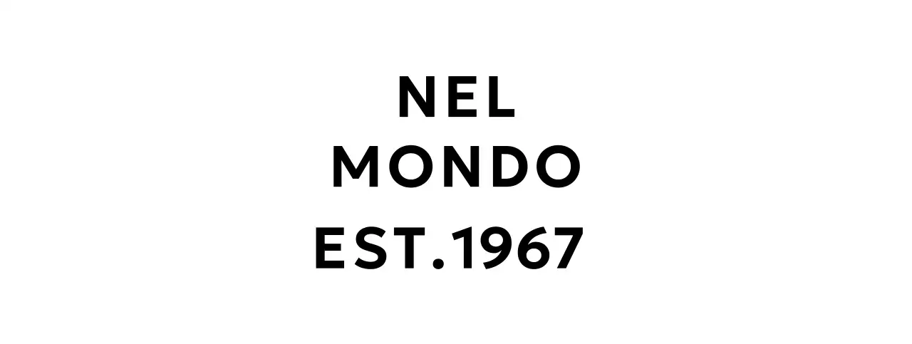 Agenzia di viaggio semplice e fresca con illustrazioni di aerei e nuvole