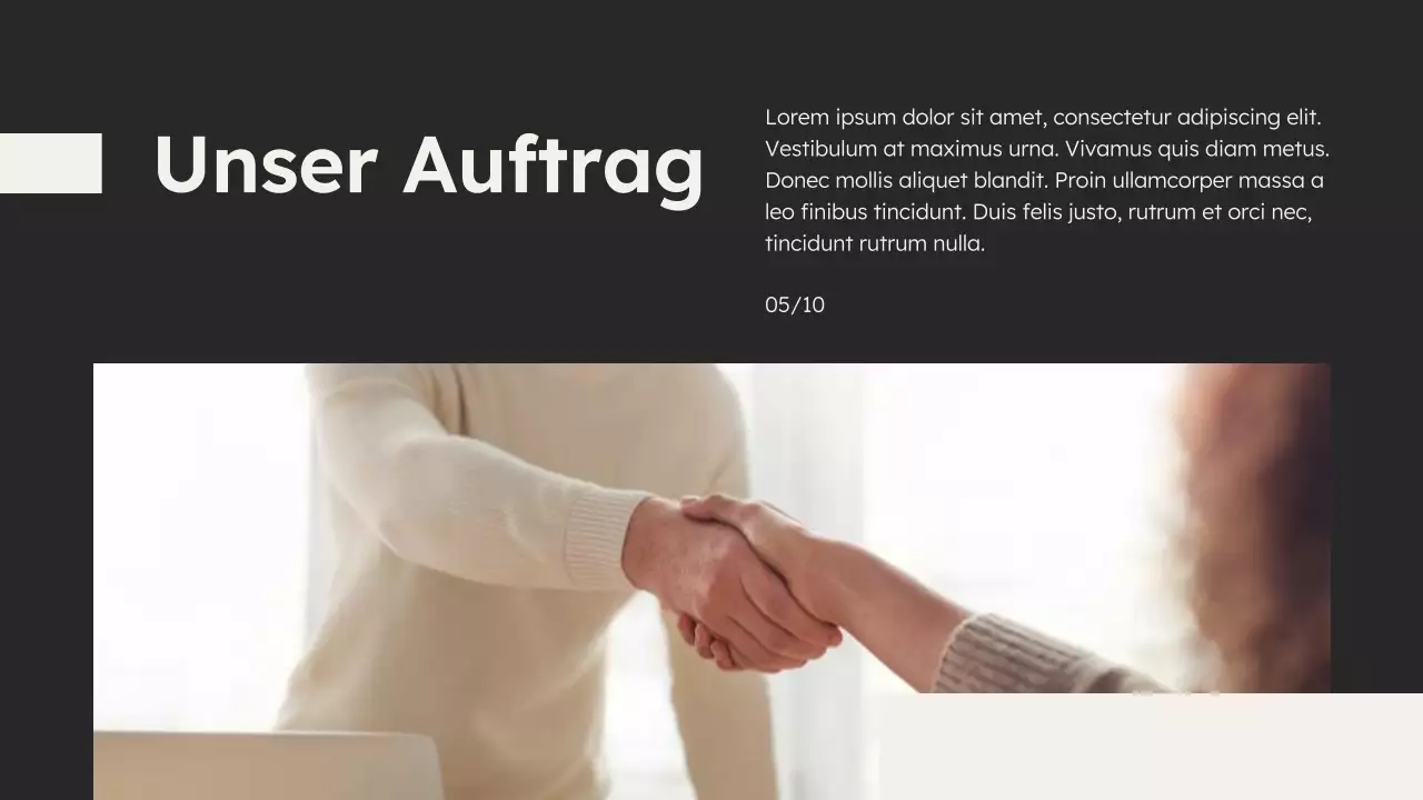 Black and White Minimal Marketing Agency Unternehmensvorstellung