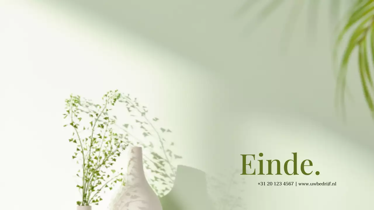 Groene Minimal Fotocollage Presentatie Zakelijk Portfolio