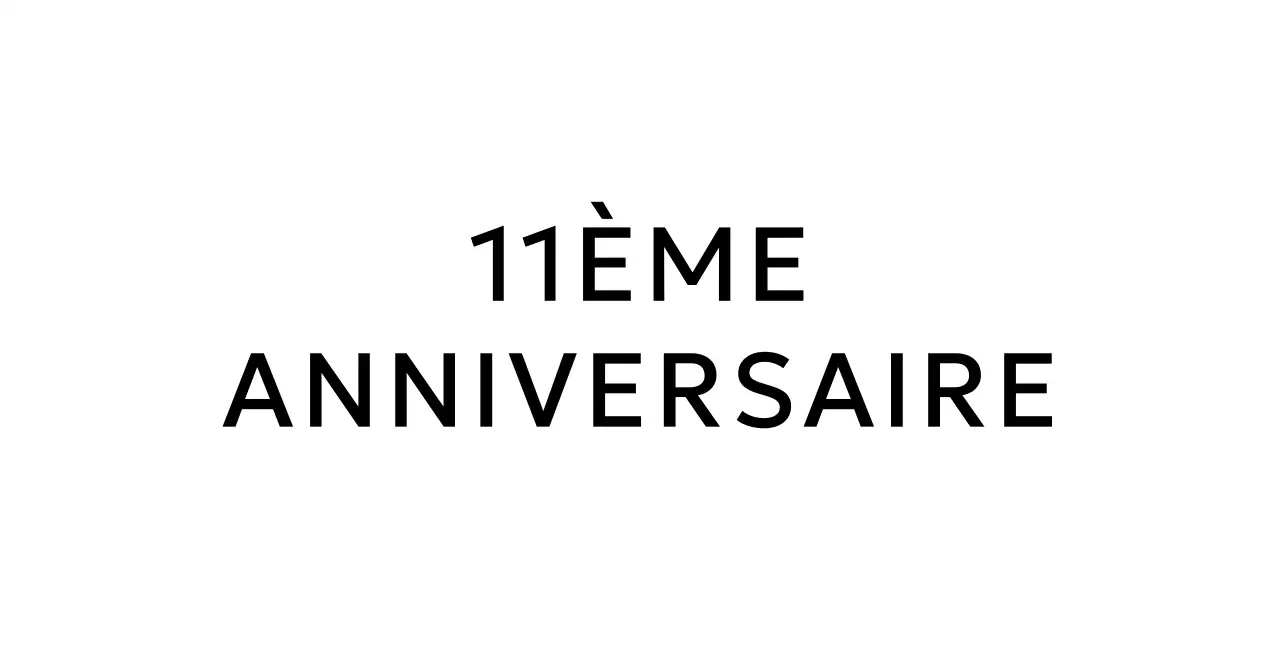 Concept simple de souvenir d'université avec logo en forme de laurier