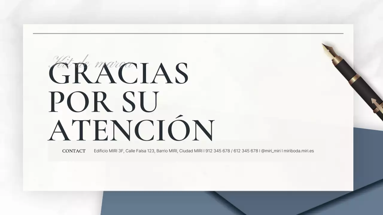 Promocione una marca de lujo en blanco y azul marino