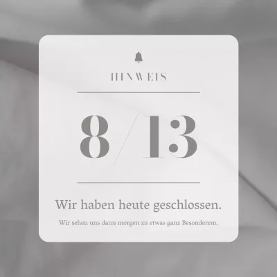 Khaki und Weiß für eine minimalistische, emotionale Urlaubsaktion