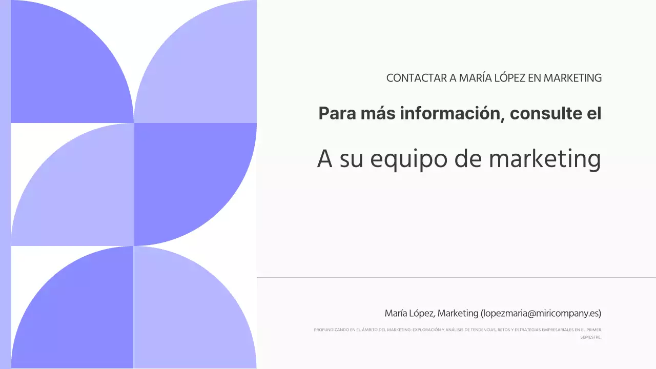 Informe sencillo sobre tendencias de marketing en morado y negro