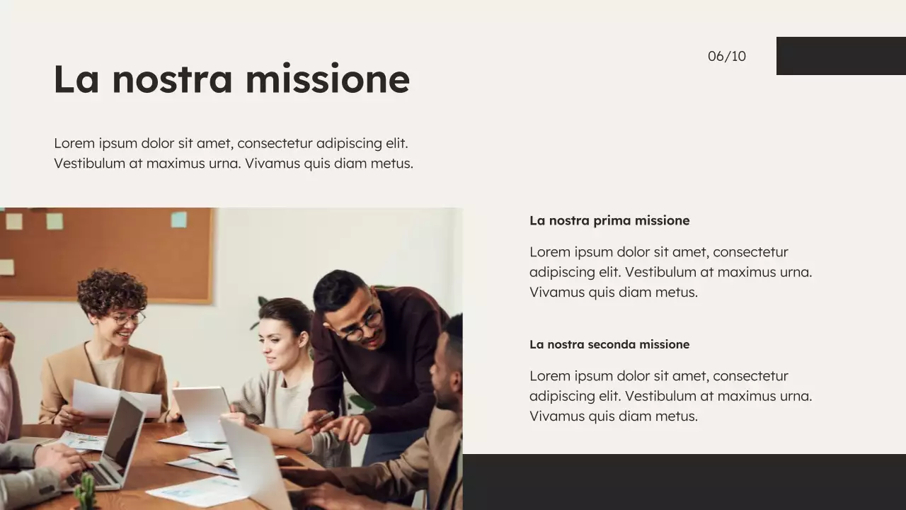 Agenzia di marketing minimalista in bianco e nero Introduzione dell'azienda