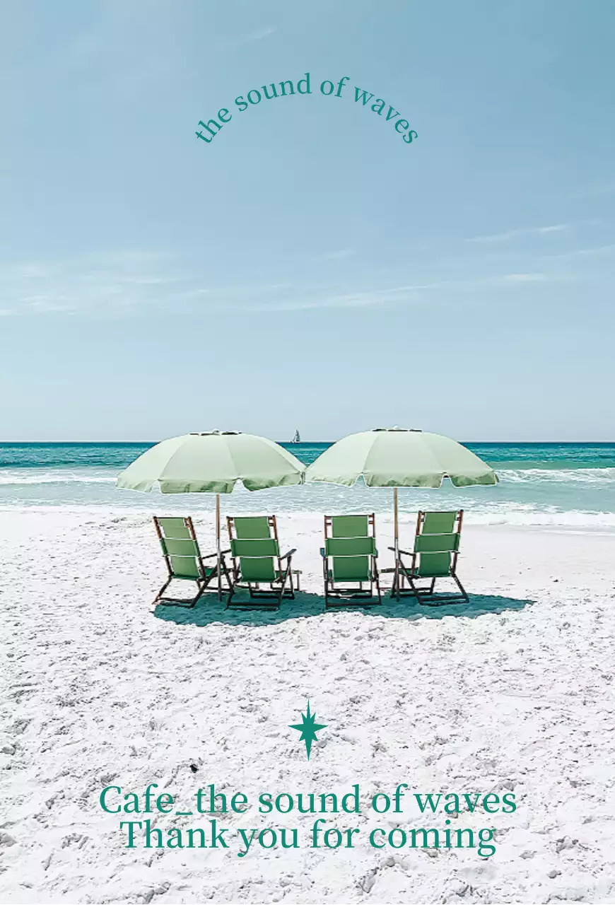 白い砂浜のパラソルベンチの写真