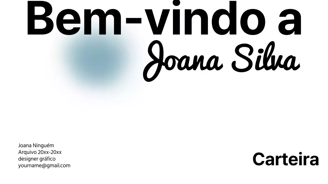 Portfólio simples de designer gráfico em azul celeste e branco