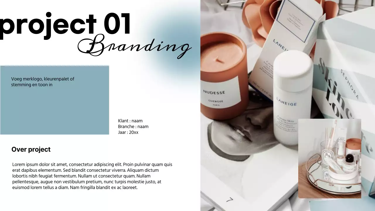 Hemelsblauw en wit eenvoudig grafisch ontwerp portfolio