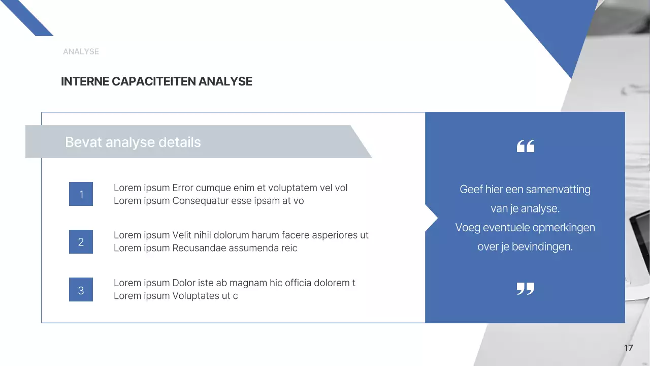 Een eenvoudig bedrijfsrapport in blauw en lichtblauw