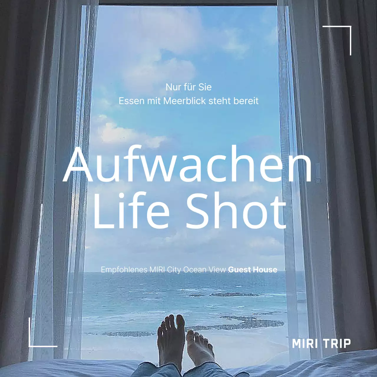 Über dieses einfache, hellblau-weiße Gästehaus mit Meerblick