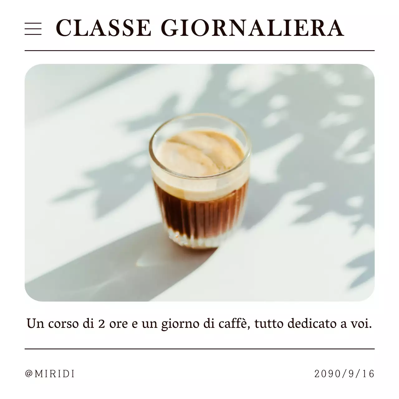 Una postazione minimalista per il caffè di classe di un giorno in bianco e nero