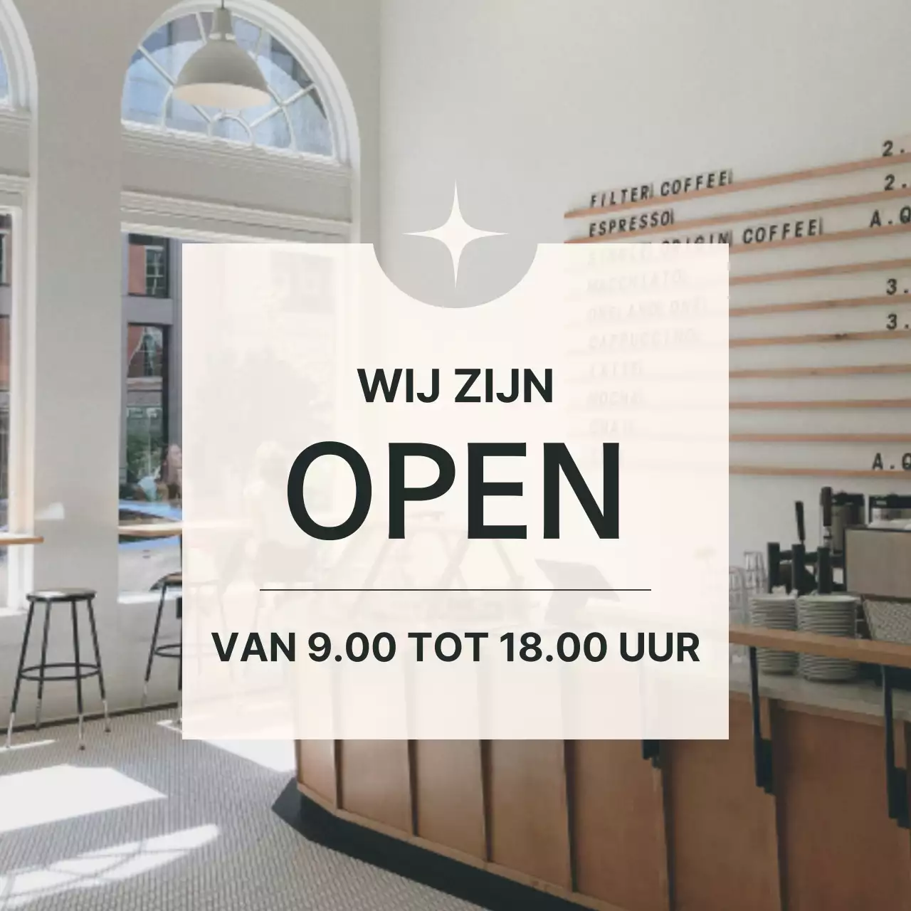 Een eenvoudig bericht met openingstijden van een café in marineblauw en ivoorkleurig