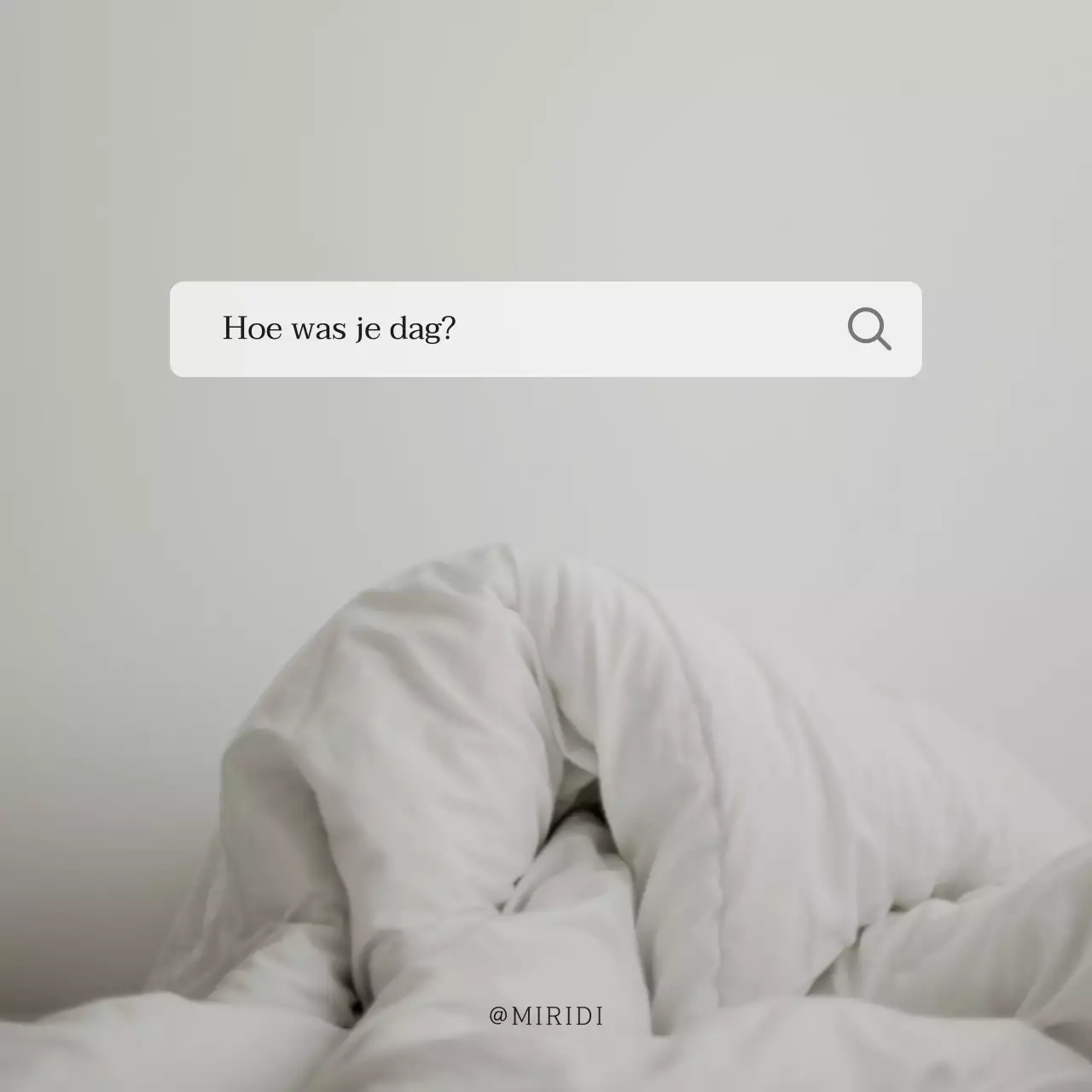 Minimalistische sentiment post in grijs en zwart