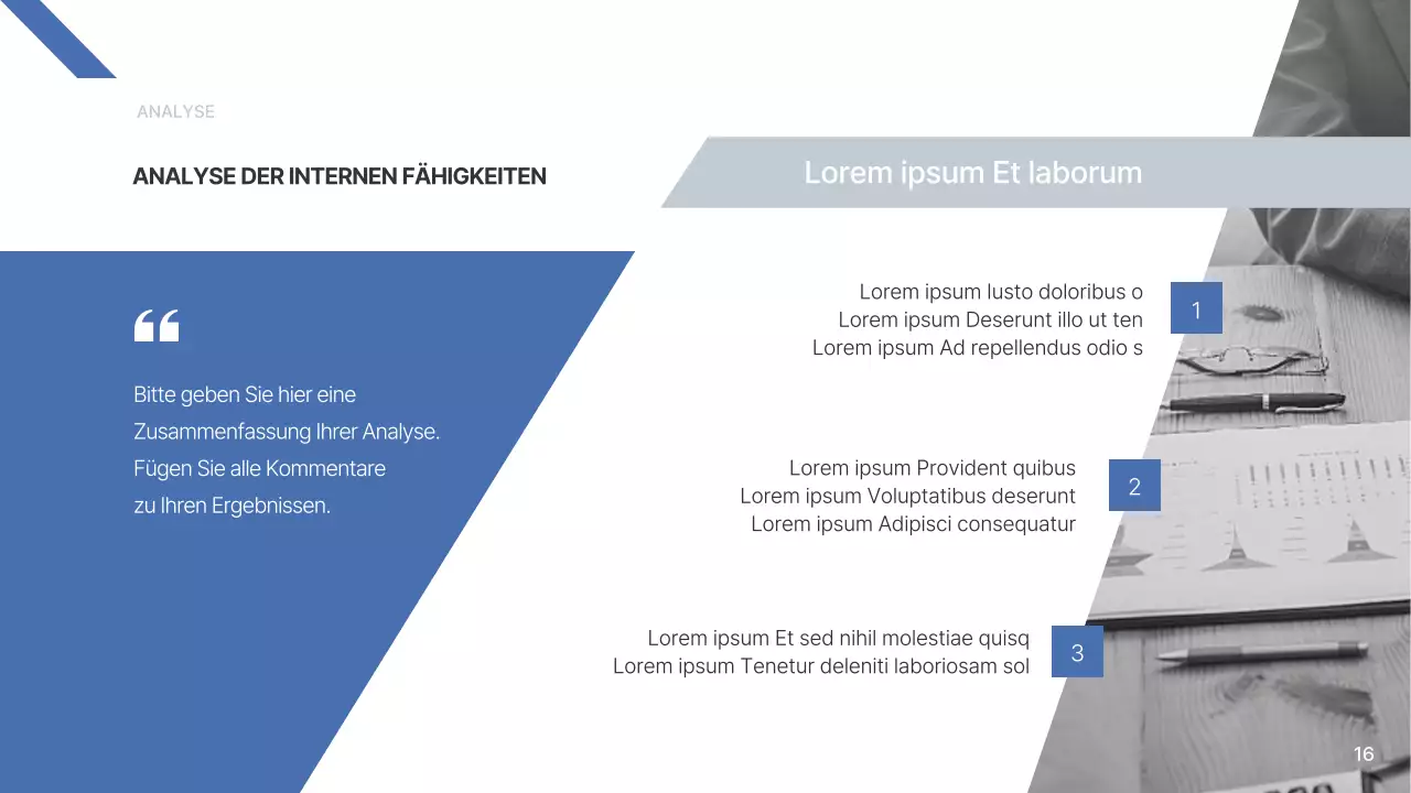 Ein einfacher Unternehmensbericht in Blau und Hellblau