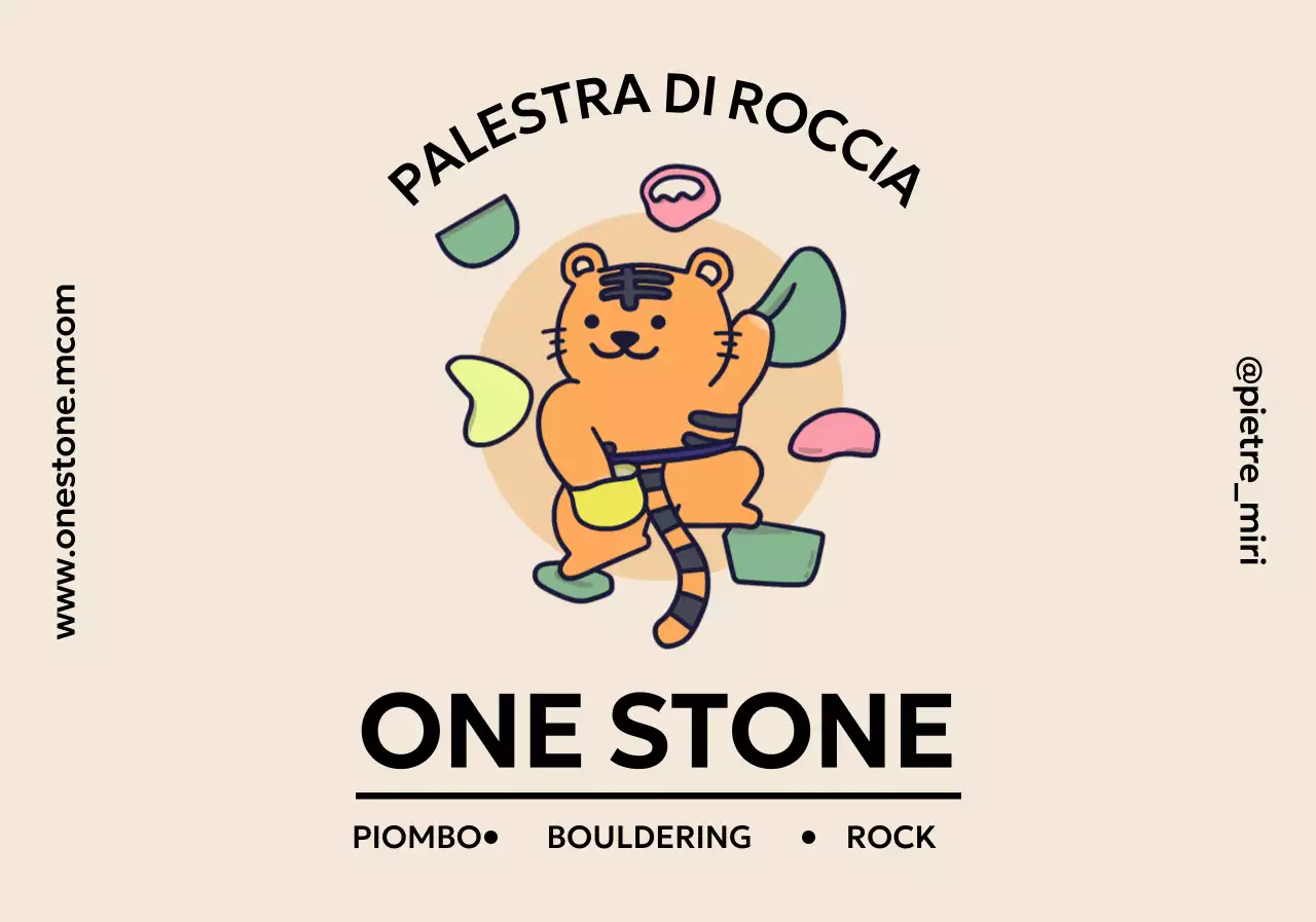 Simpatica tigre che si arrampica