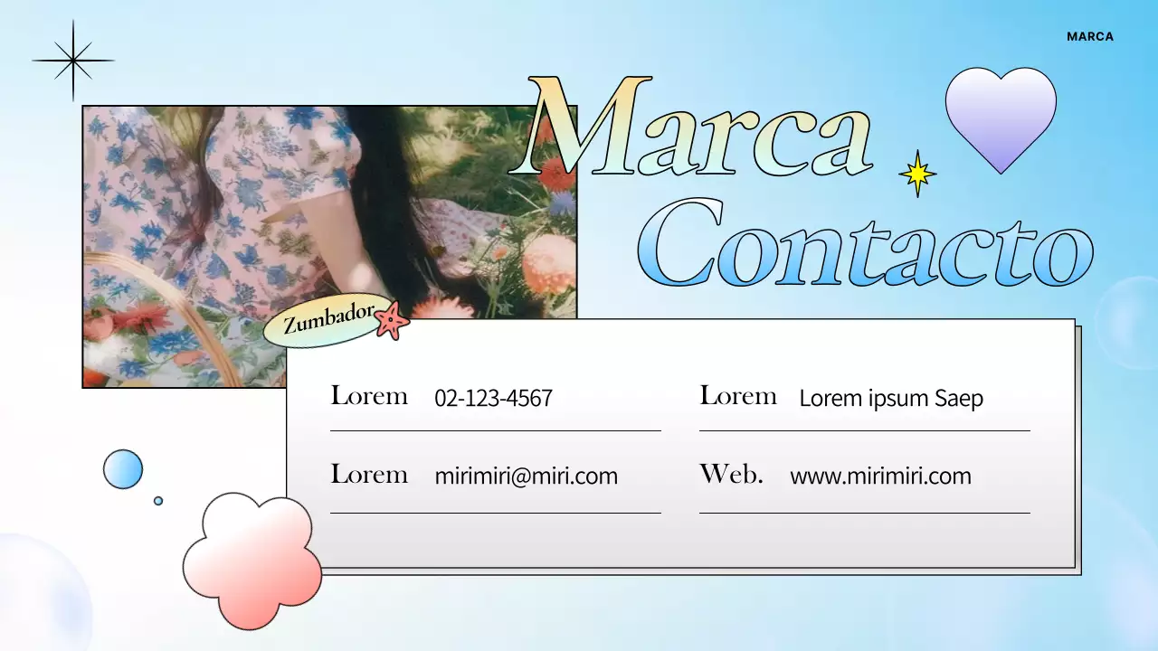 Un calzoncillo kitsch de marca veraniega en azul