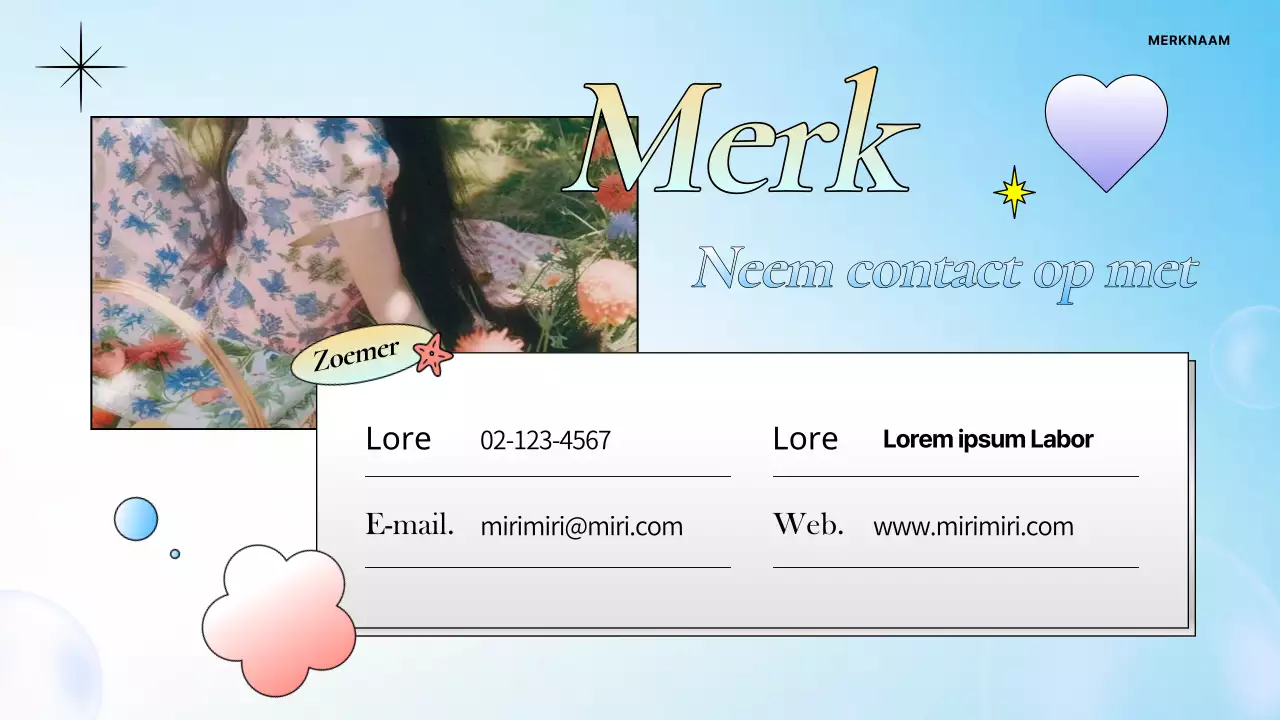 Een kitscherige zomerse merkslip in blauw